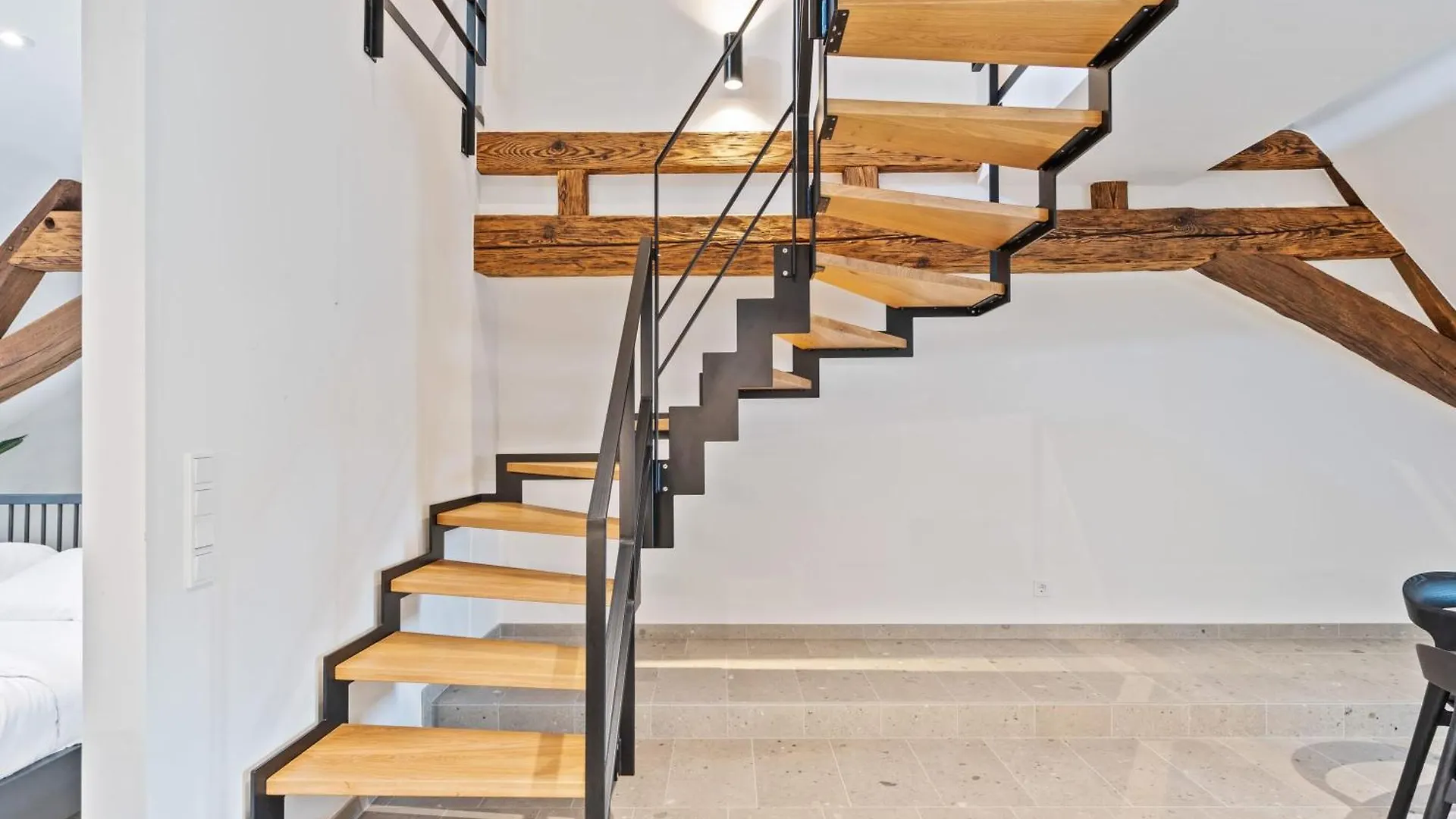 Elegant Clausen Apartment With King Bed & Wifi Luxembourg