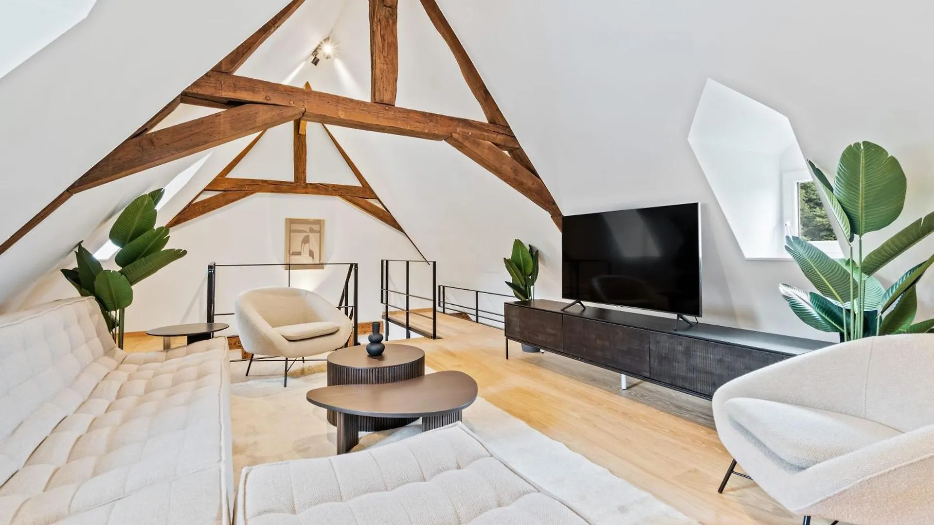 Elegant Clausen Apartment With King Bed & Wifi Luxembourg